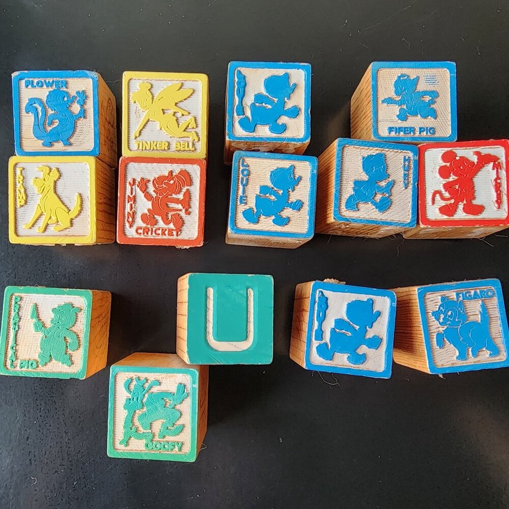Vintage Disney Characters Playskool 14 Wooden Blocks Toys *GLUE DAMAGE READ DESC